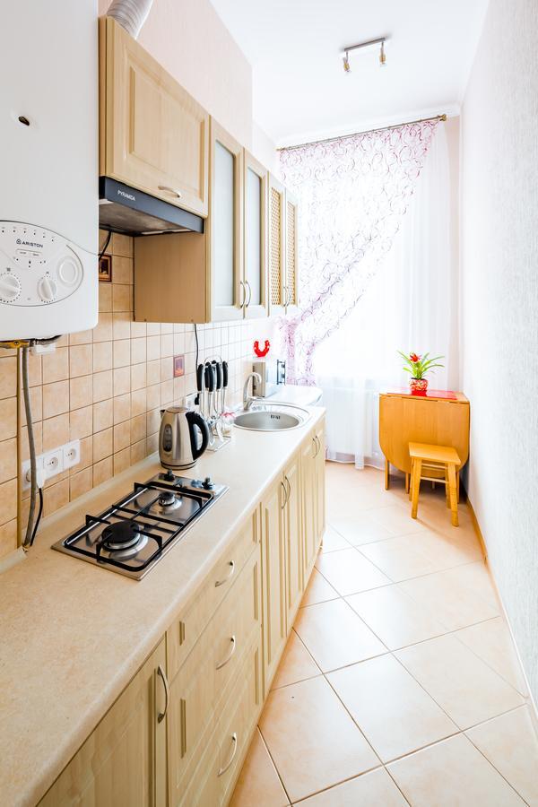 Апартаменти На Гнатюка 17 Leópolis Exterior foto